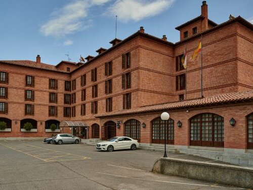 Гостиница Parador de Calahorra в Риохе