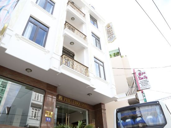Фото Da Lat Phu Tho Hotel