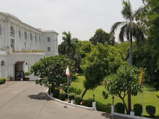 Фото Maidens Hotel