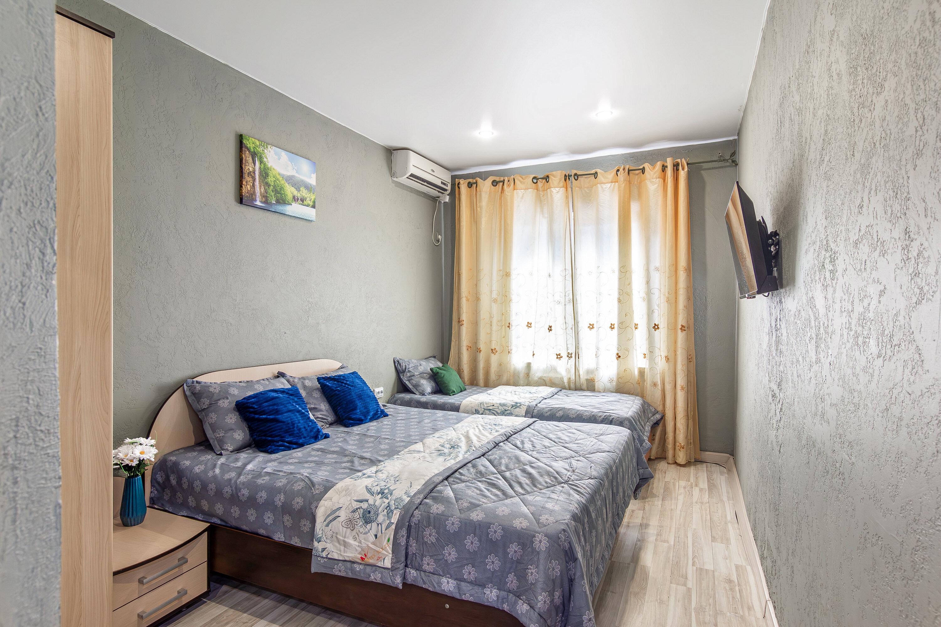 Фото Атмосфера