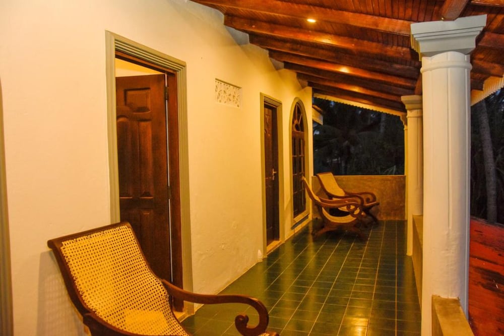 Фото Oriental Rest Hikkaduwa