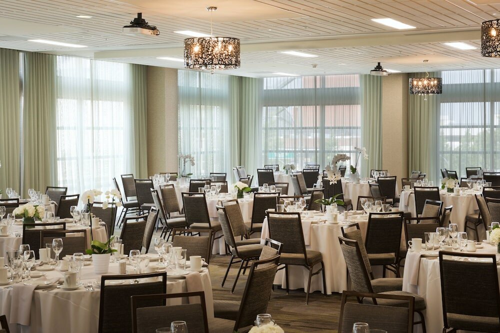 Фото Courtyard by Marriott Seattle Everett Downtown