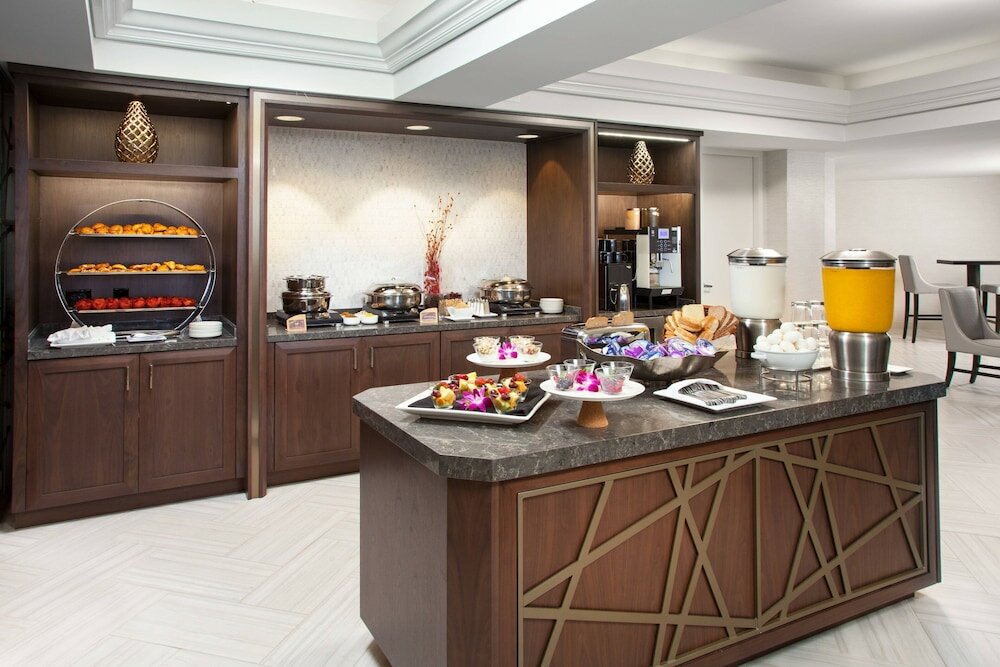 Фото Sheraton Gateway Los Angeles Hotel