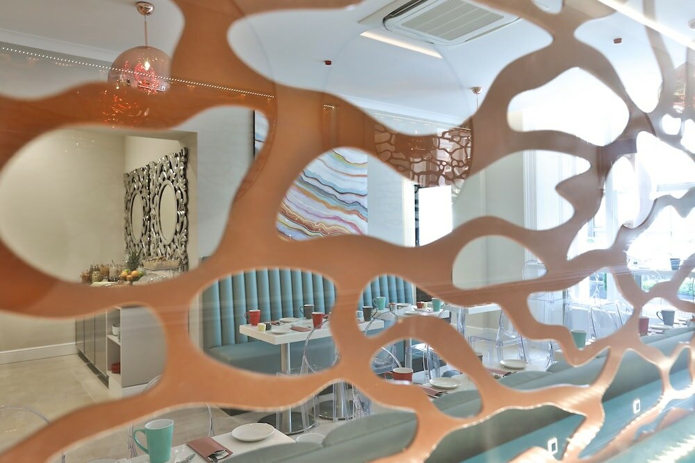 Фото Park Avenue J Hotel London Hyde Park