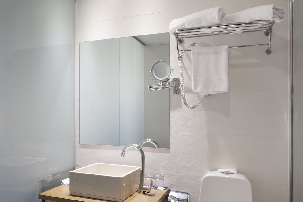 Фото Petit Palace Posada del Peine