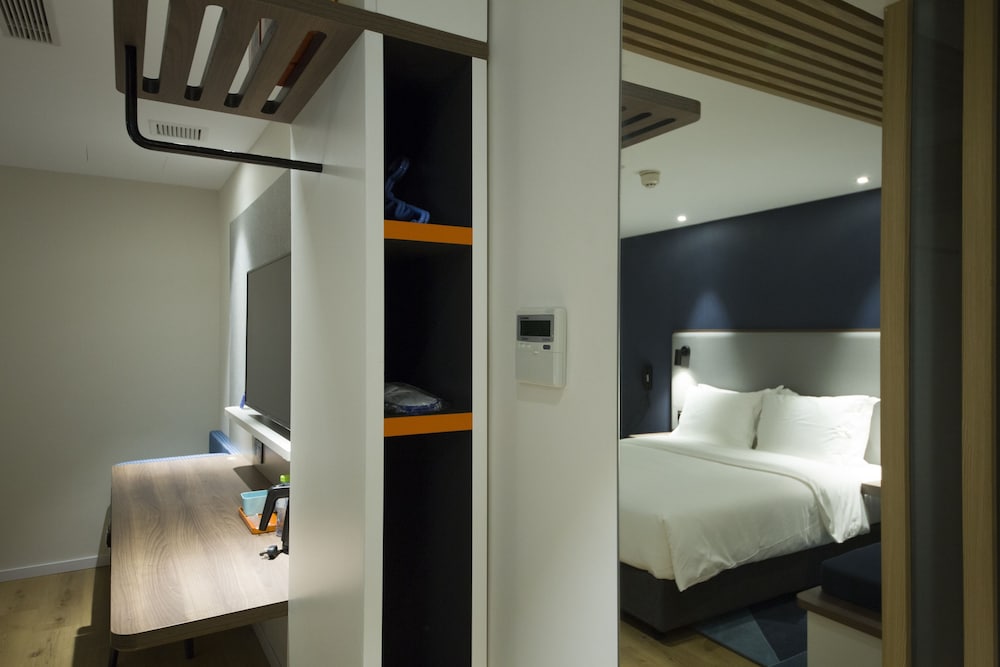 Фото Holiday Inn Express Sanya Bay