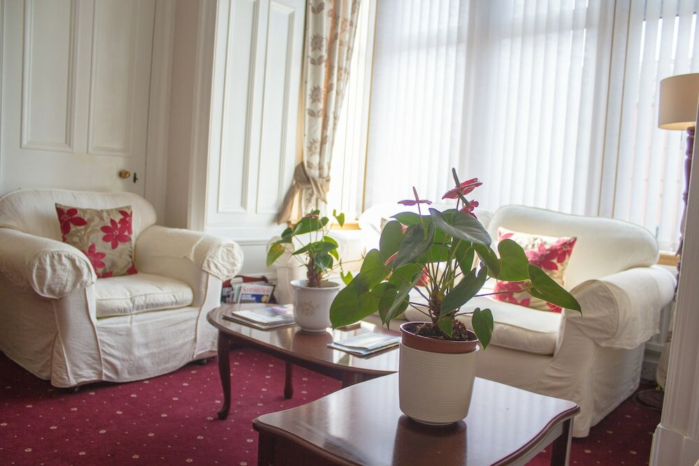 Фото Hazeldene Guest House