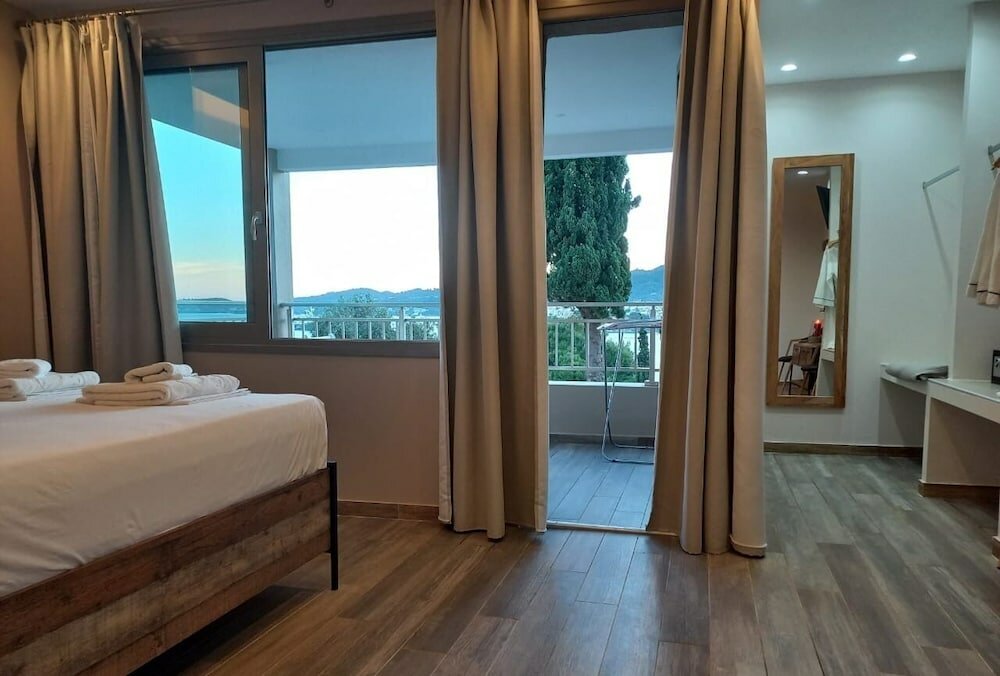 Фото Core Luxury Suites