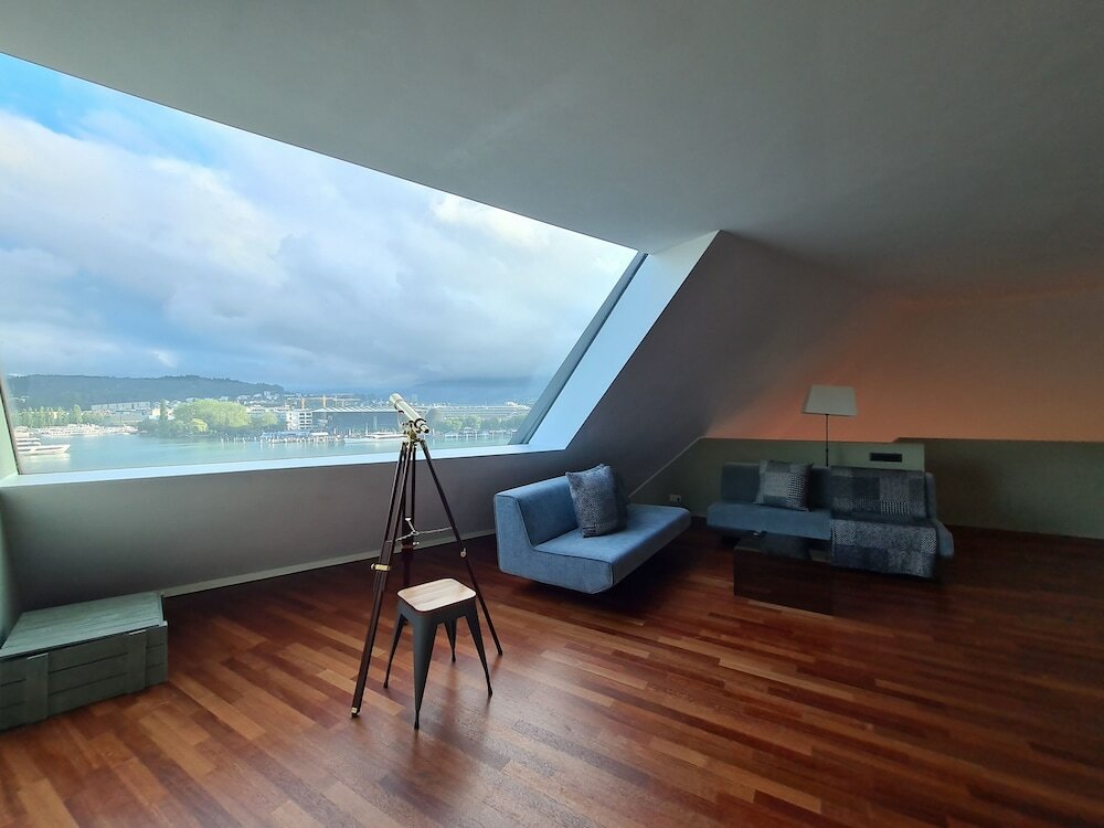 Фото Lucerne Lake View Apartments