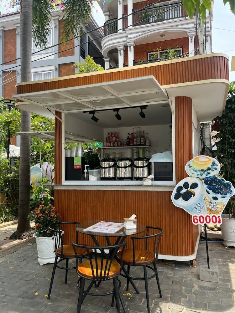 Фото Jasmine Lodge