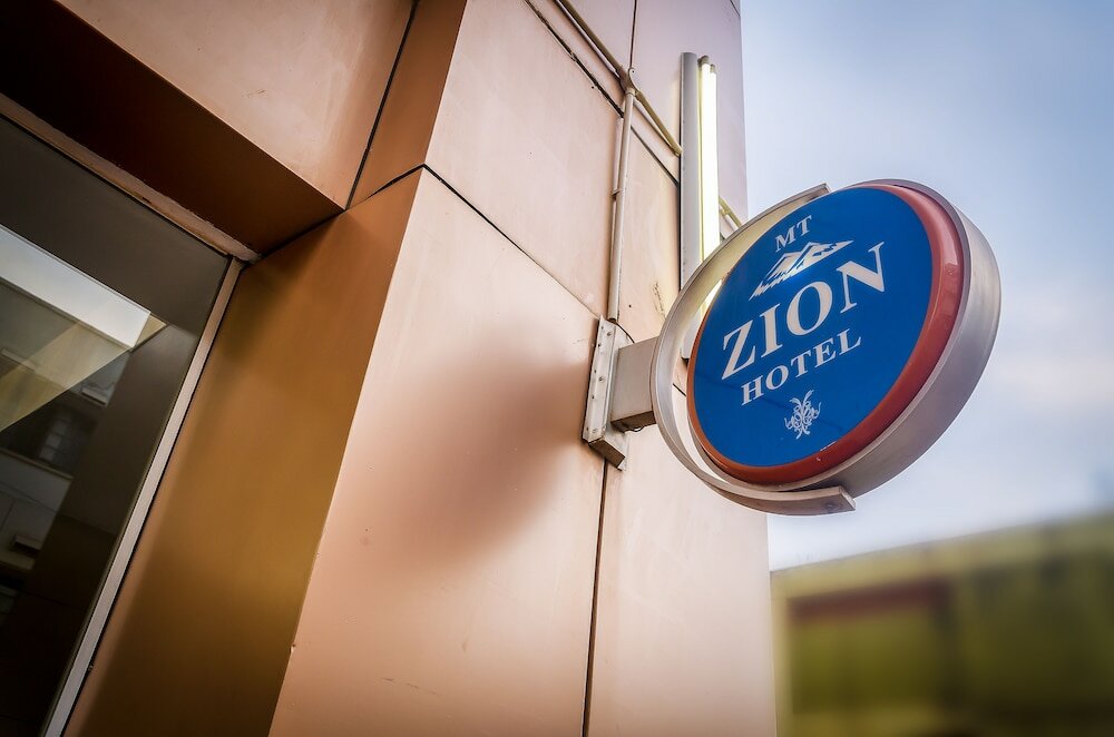 Фото Mt. Zion Hotel