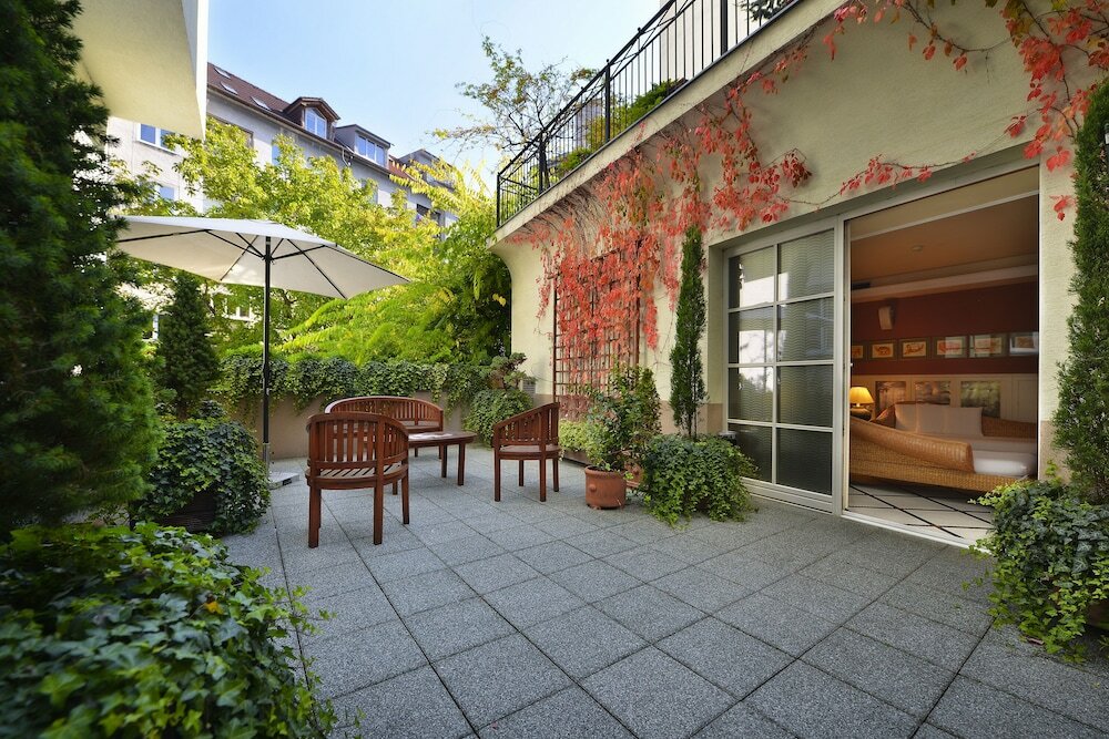 Фото Marrol's Boutique Hotel