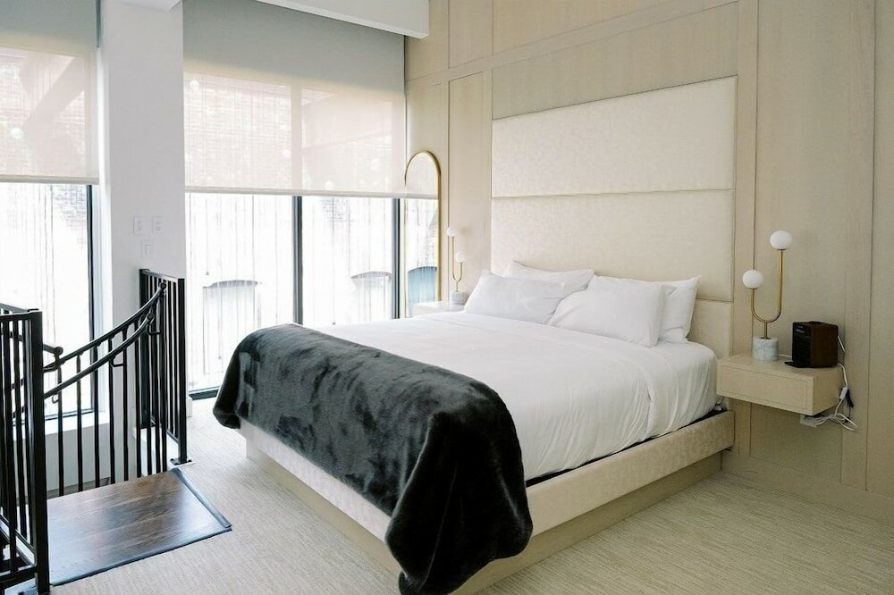 Фото Hotel Covington Cincinnati Riverfront