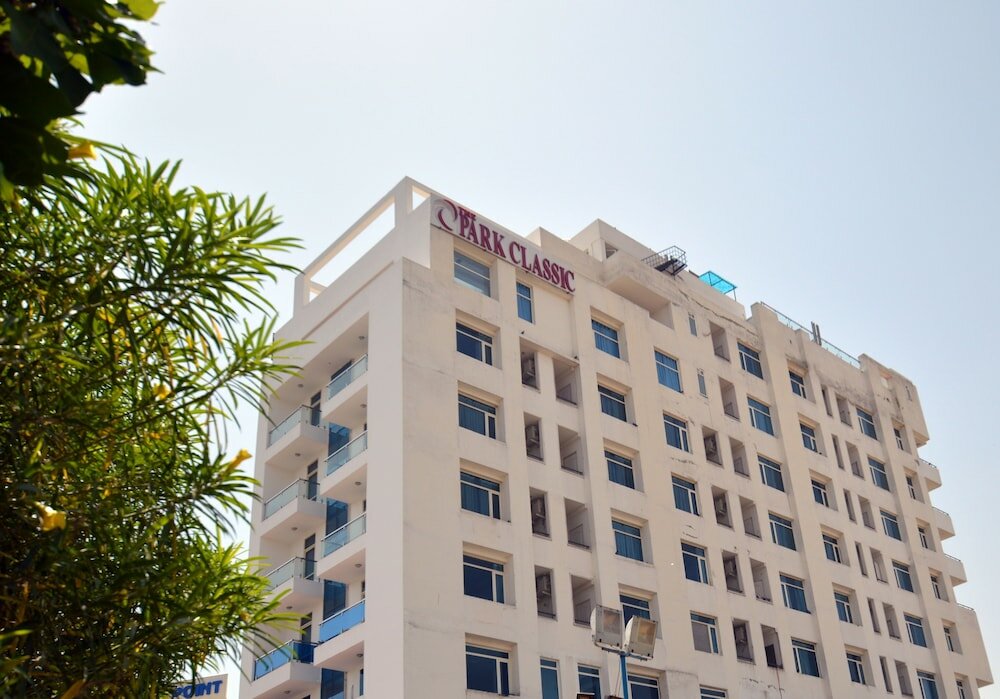 Фото отеля 1