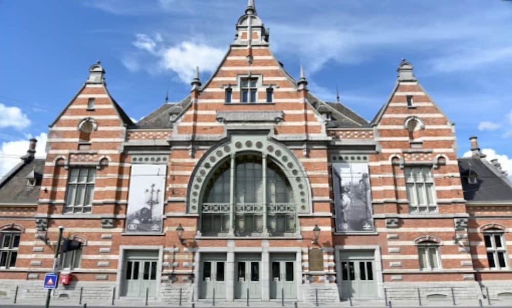 Фото Train Hostel