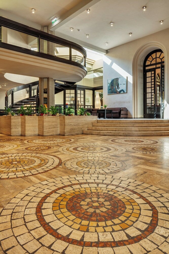 Фото Hotel Central