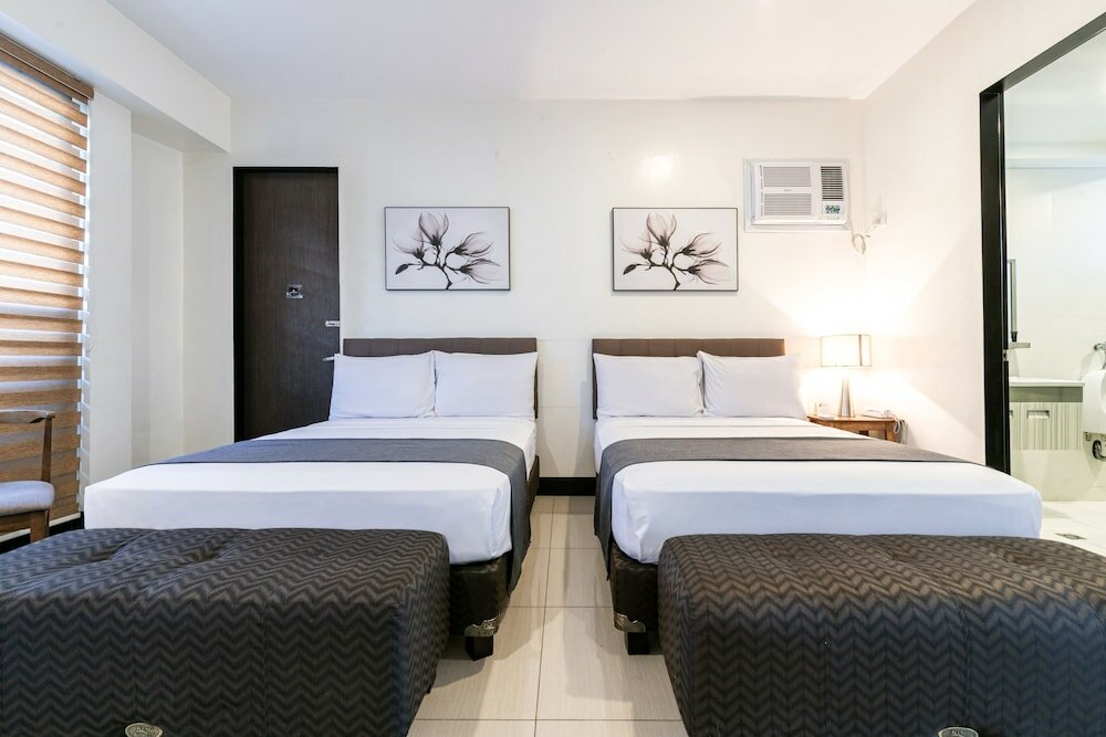 Фото Artemis Place Makati Hotel