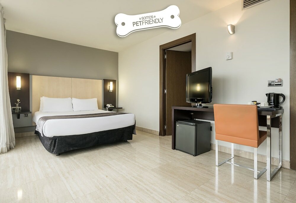 Фото Hotel Ilunion Almirante