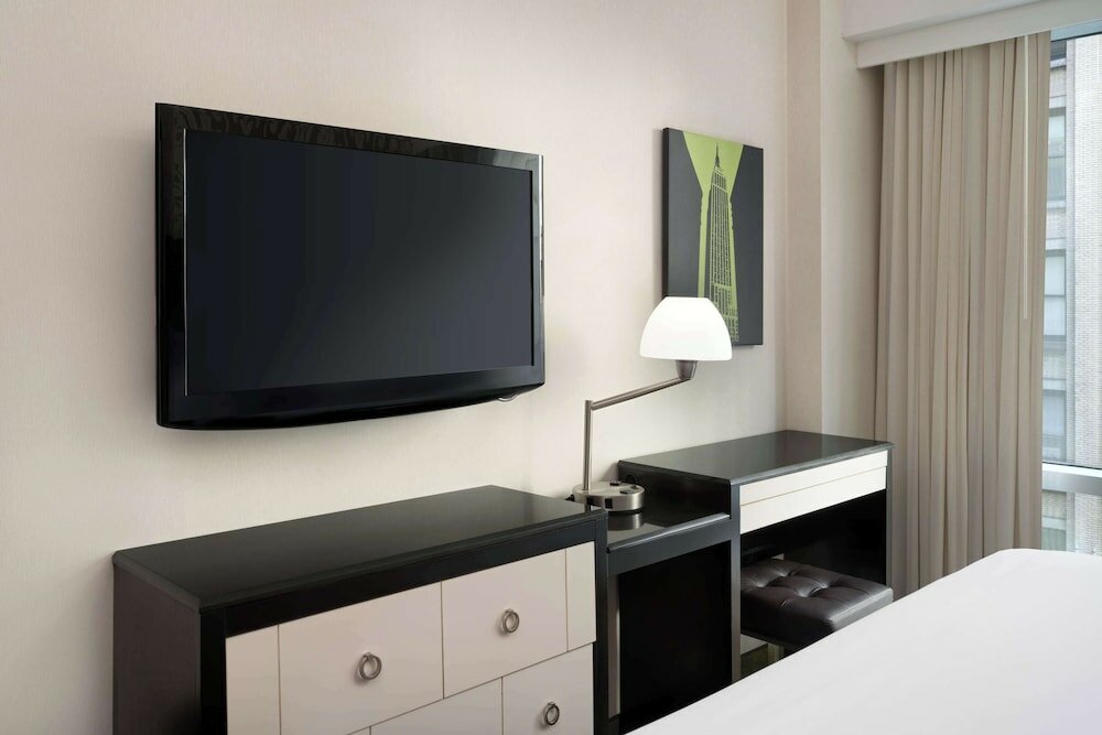 Фото Best Western Premier Herald Square