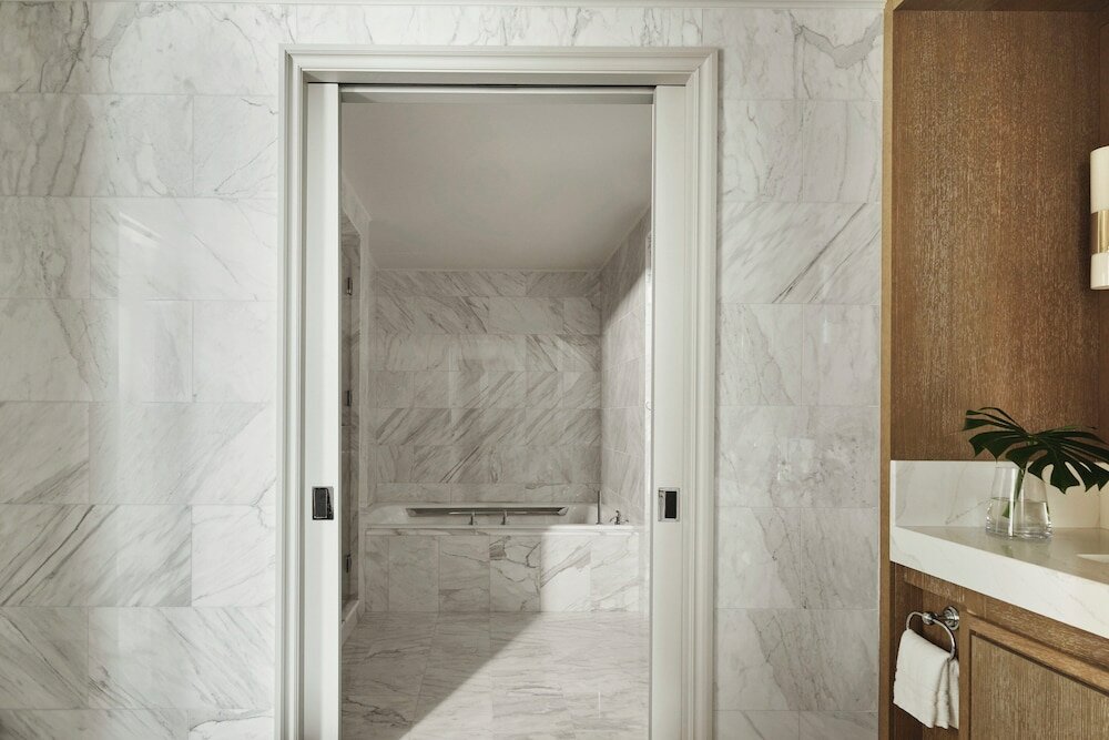 Фото Four Seasons Hotel Miami