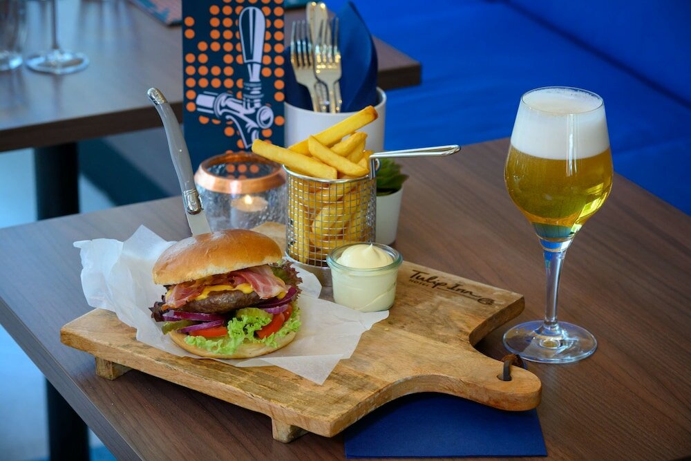 Фото Tulip Inn Antwerpen