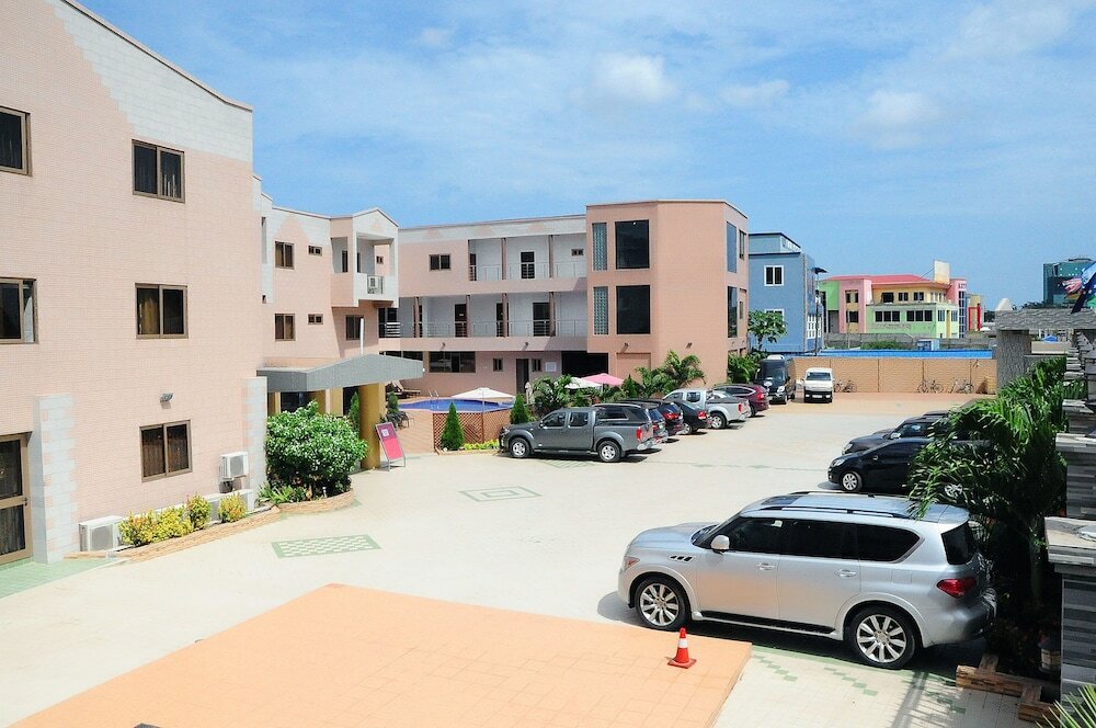 Фото Tomreik Hotel