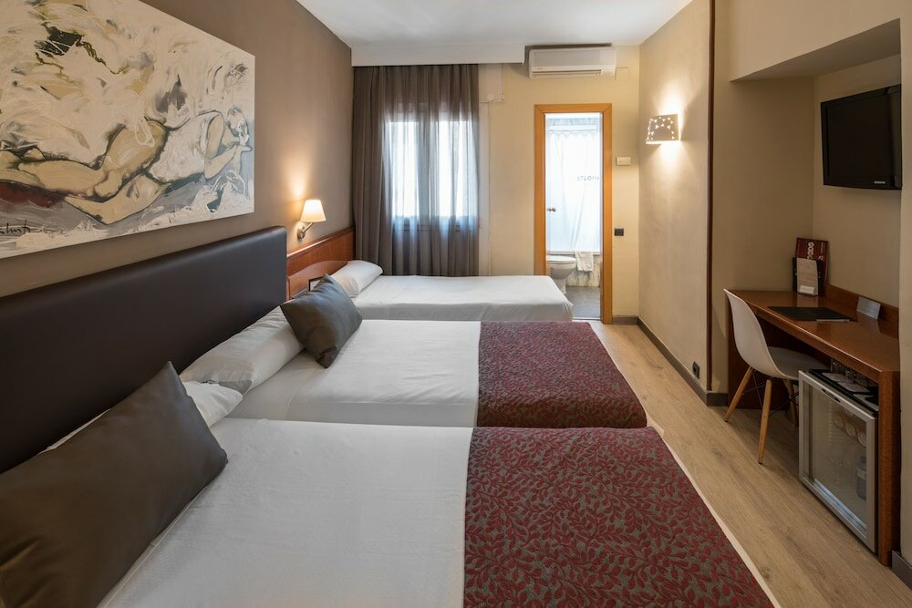 Фото Catalonia Castellnou