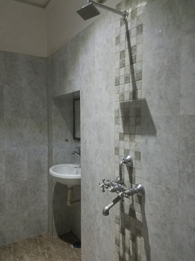 Фото Baba Guest House