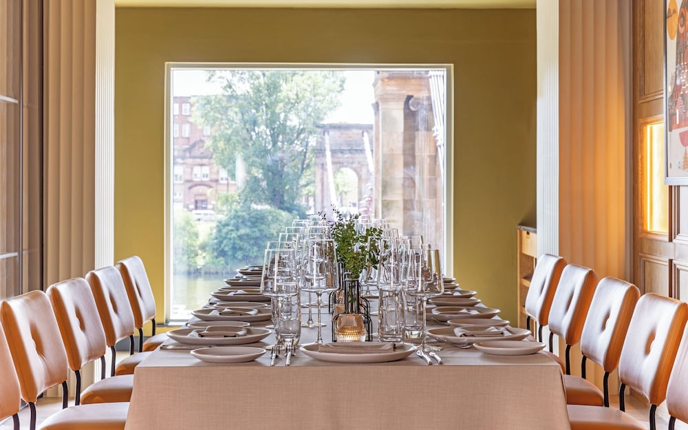 Фото Virgin Hotels Glasgow