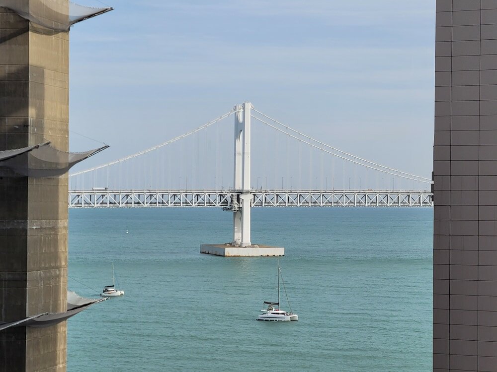 Фото H Avenue Gwangalli Beach