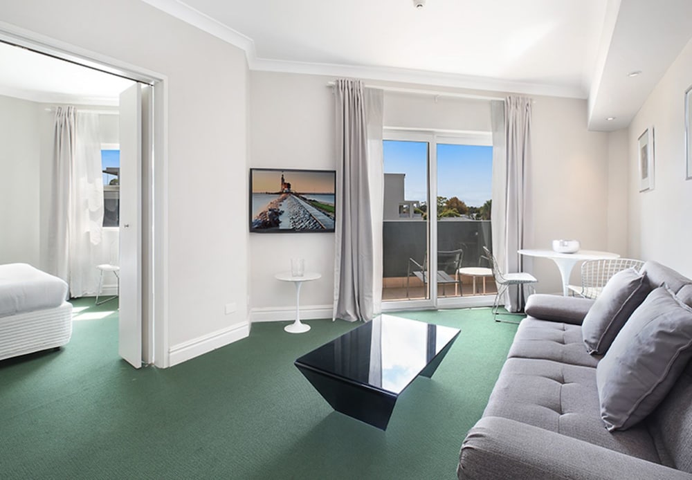 Фото Aea Sydney Airport Serviced Apartments