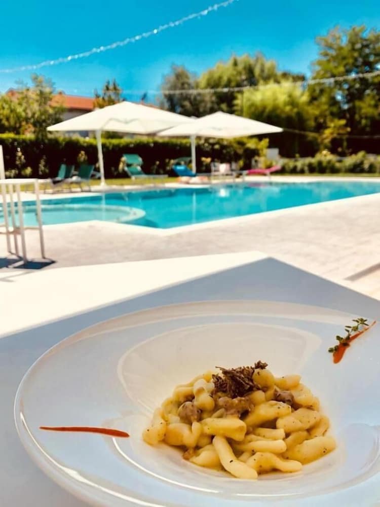 Фото Hotel Meeting Santacroce