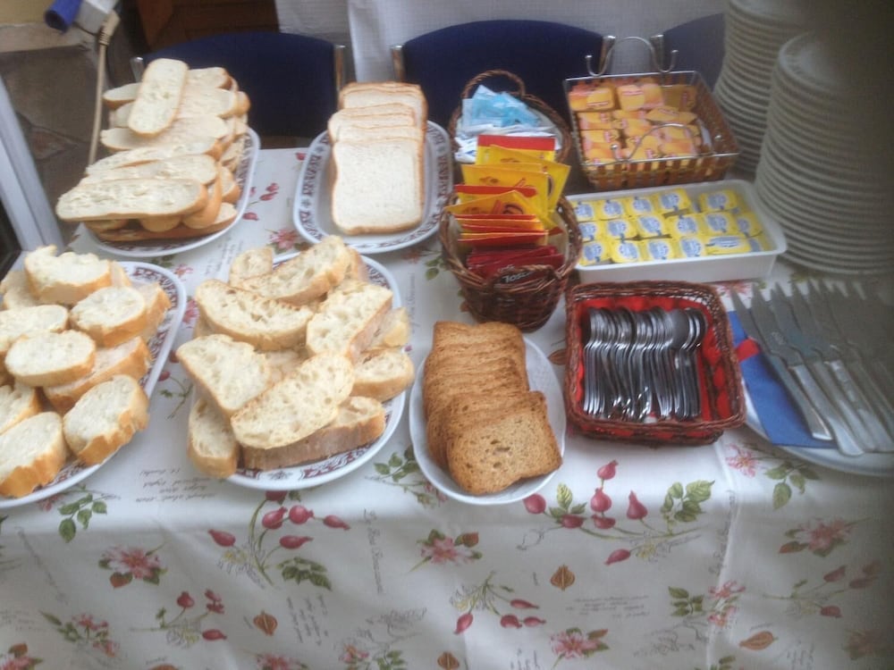 Фото Hotel Azpiazu