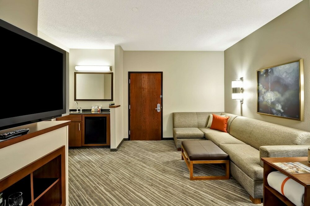 Фото Hyatt Place Tampa Airport/Westshore