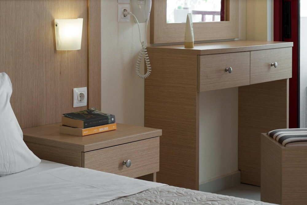 Фото Thalassi Hotel