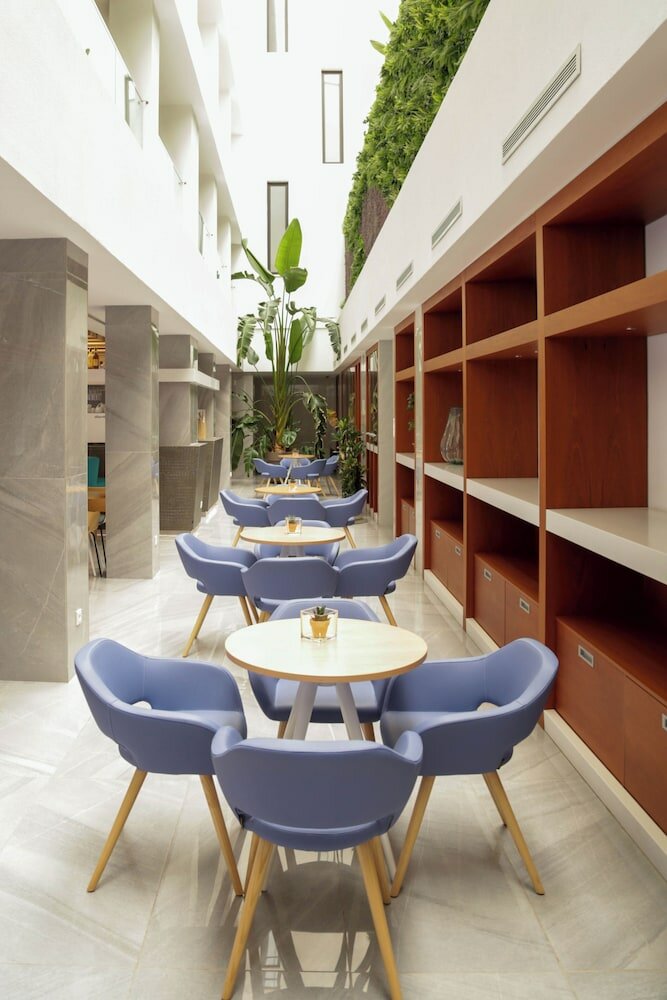 Фото El Puerto Ibiza Hotel & SPA