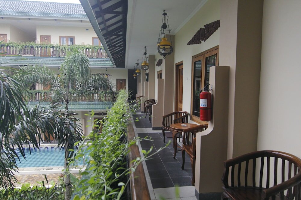 Фото Hotel Diana Jogja