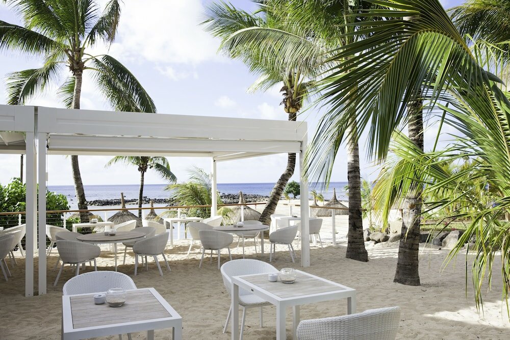 Фото Veranda Pointe Aux Biches Hotel