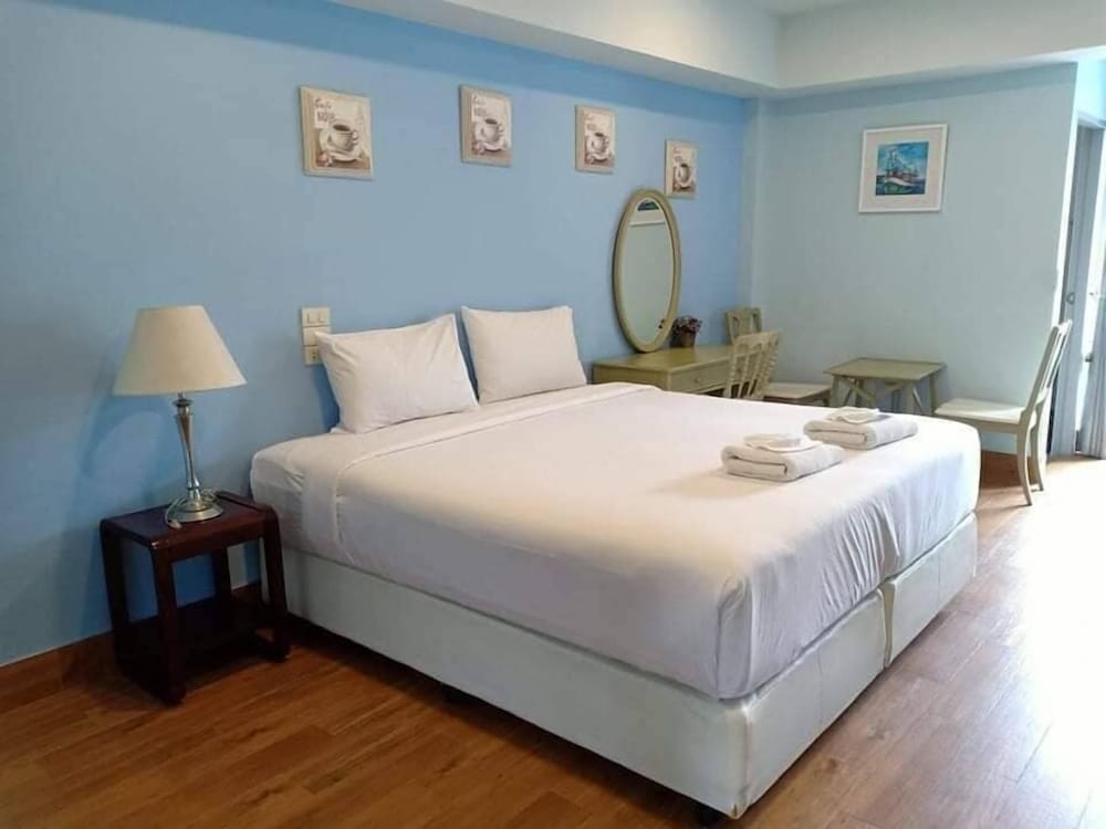 Фото The One Sabai Living