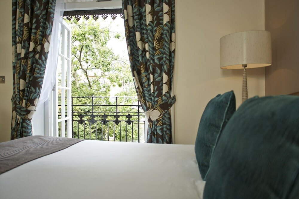 Фото Sir Christopher Wren Hotel