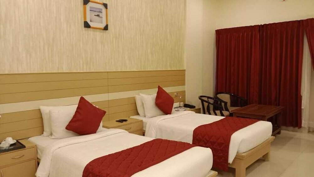 Фото Hotel Dsf GRand PLazas