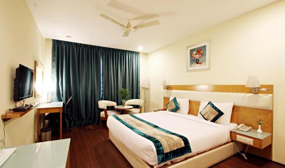 Фото Hotel Ramhan Palace