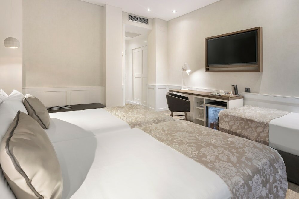 Фото 126054475893