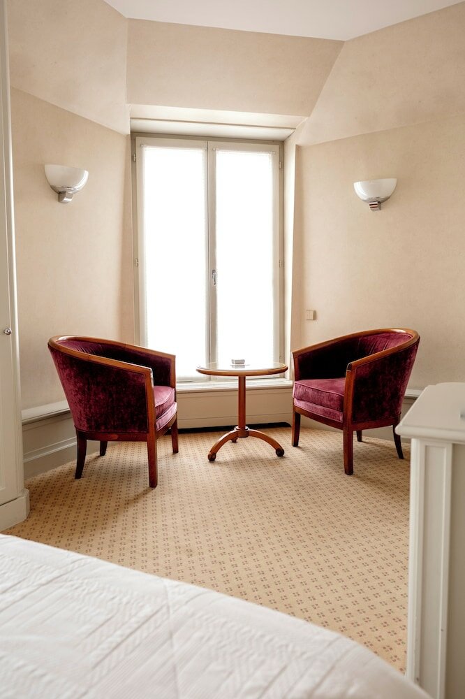 Фото Hôtel de l'Arcade