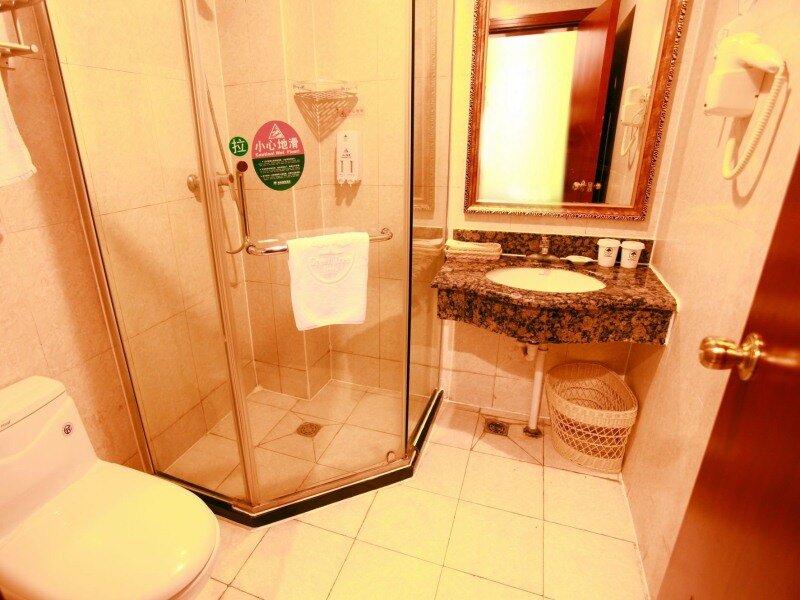 Фото GreenTree Inn JiNan Bus Terminal Station Express Hotel