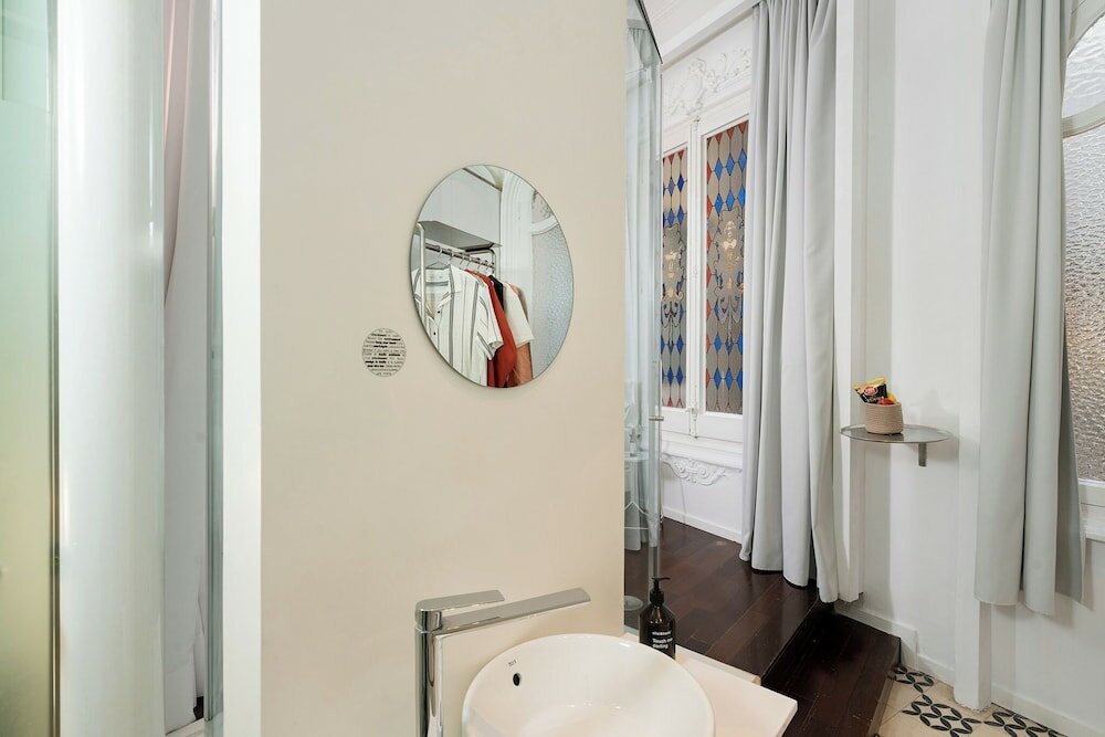 Фото Chic & Basic Born Boutique Hotel