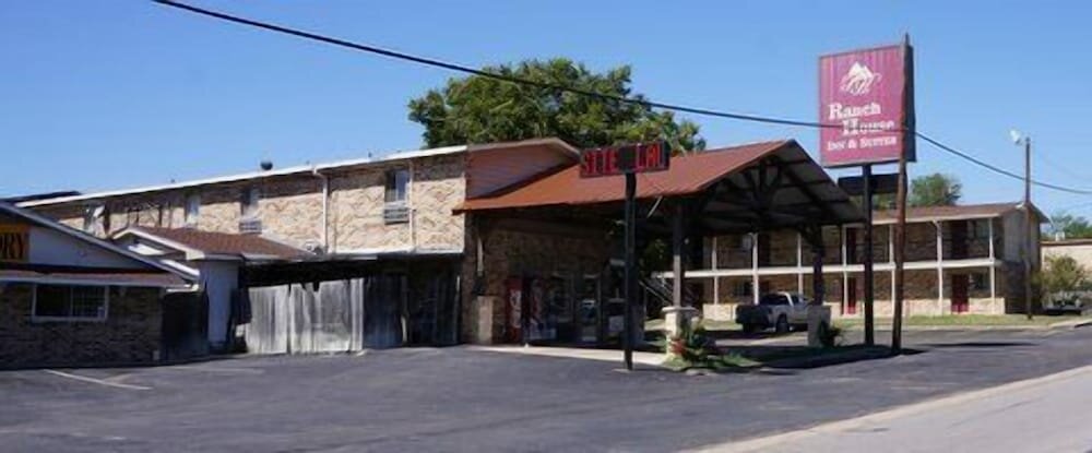 Hotel Ranch House Inn and Suites, Temple, photo