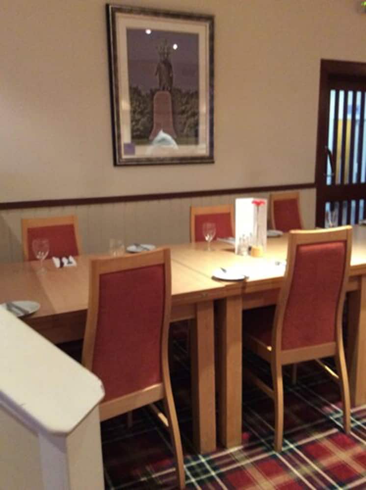 Фото King Robert Hotel