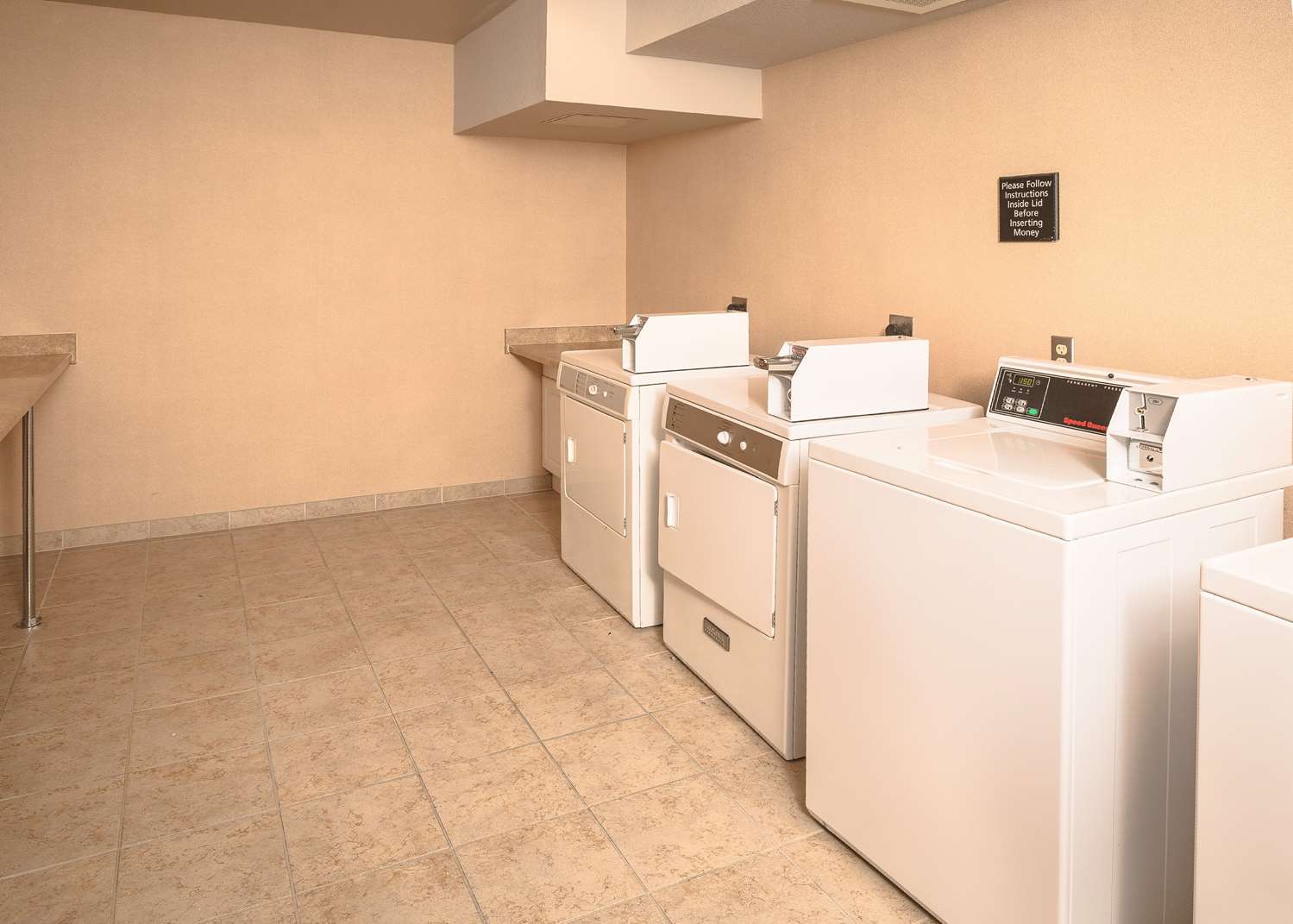 Фото Hampton Inn & Suites Suisun City Waterfront