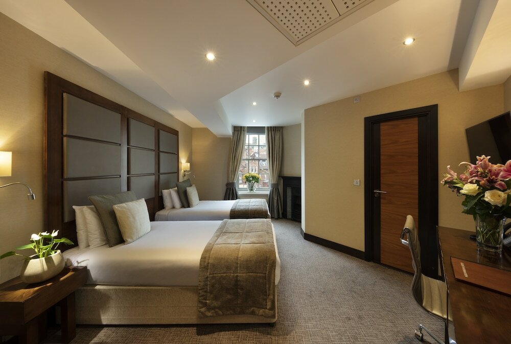 Фото The Wellington